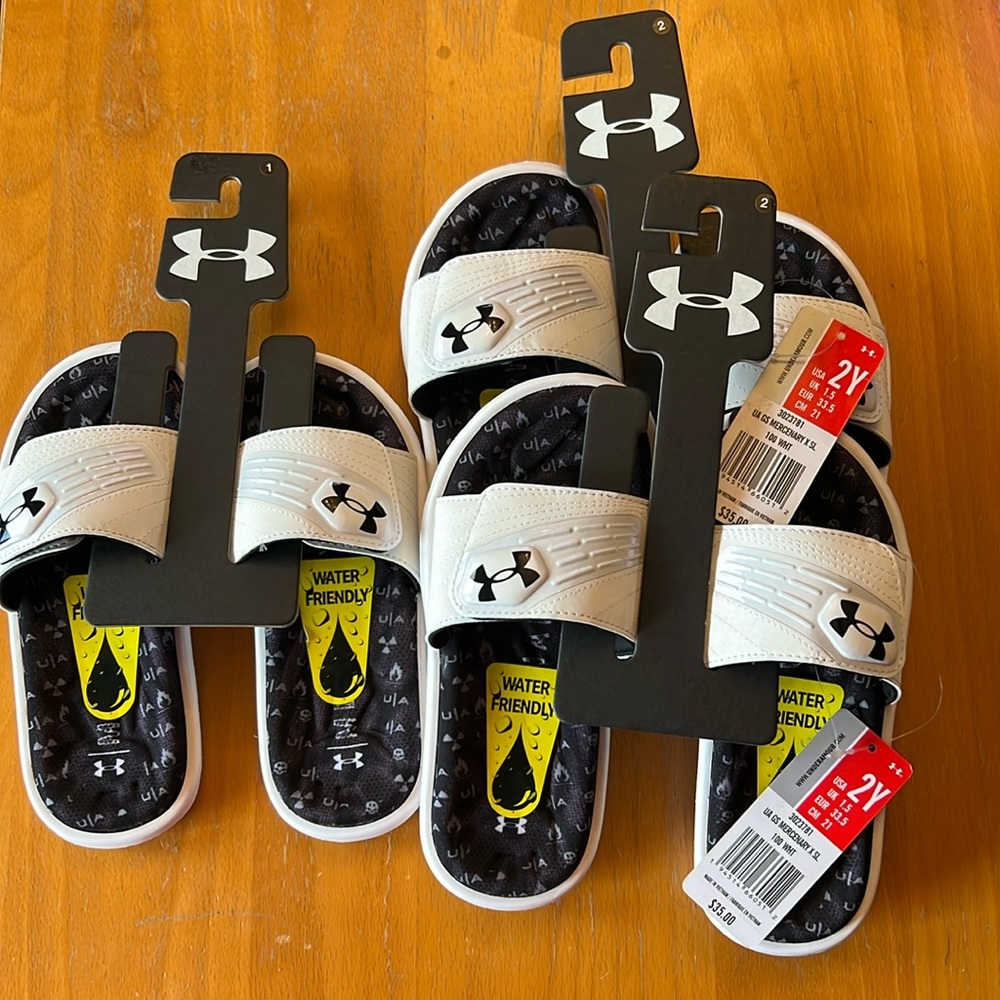 Under Armour Mercenary Boys Slides Size’s 2 and 1, NWT
$20.00 each
